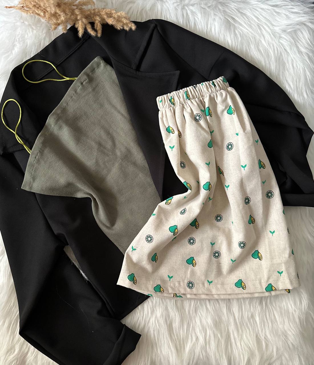 ست کراپ و دامن ۱۱۲